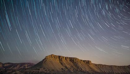 激战一触即发，场面火爆非凡——燃爆感官的极致体验